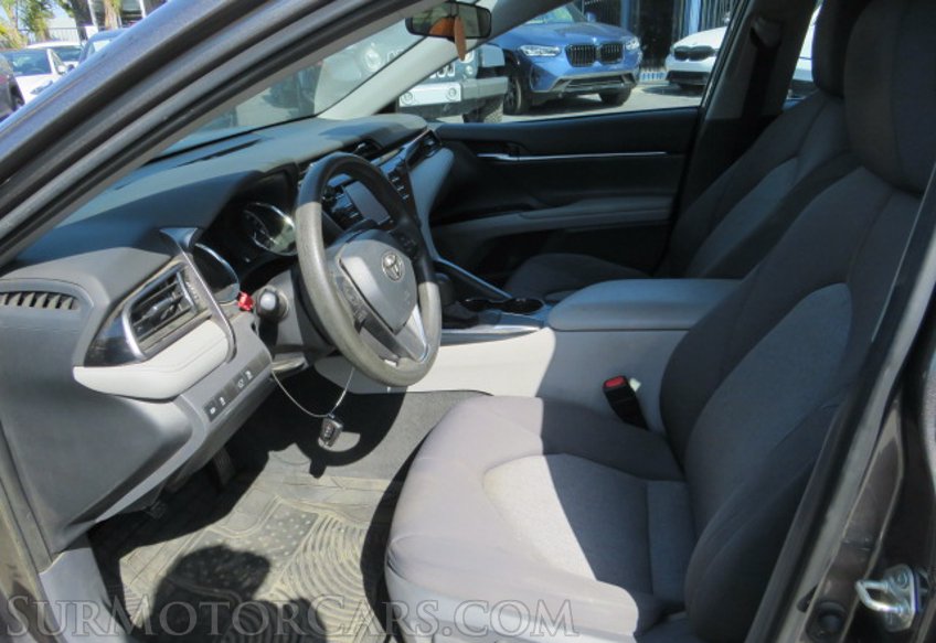 2020 Toyota Camry - Image 41