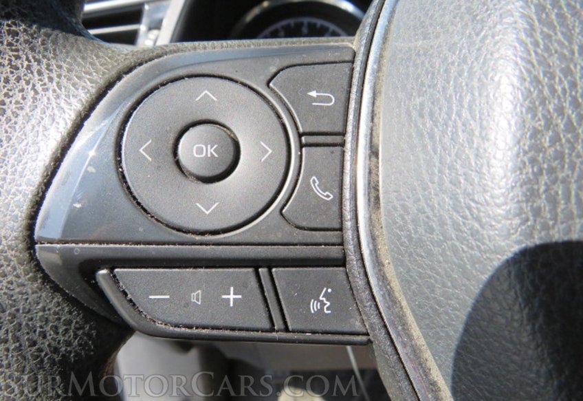 2020 Toyota Camry - Image 22