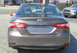 2020 Toyota Camry - Image 12