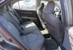 2020 Toyota Camry - Image 31