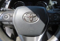 2020 Toyota Camry - Image 28