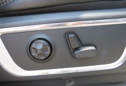2020 Ram 1500 - Image 38