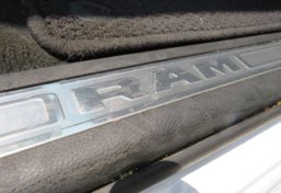 2020 Ram 1500 - Image 43