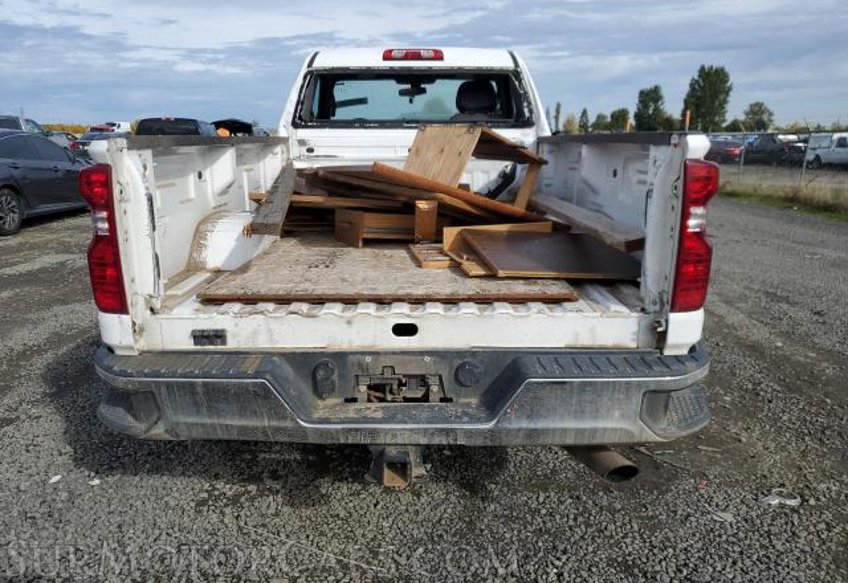 2022 Chevrolet Silverado 2500HD - Image 8