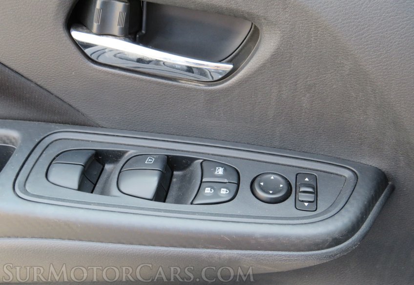 2021 Nissan Versa - Image 37