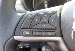 2021 Nissan Versa - Image 28