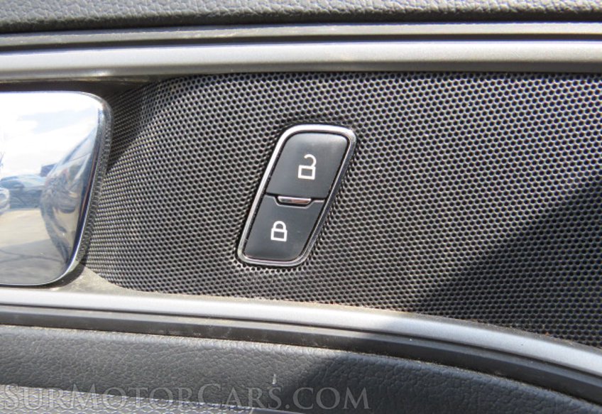 2019 Ford Explorer - Image 42