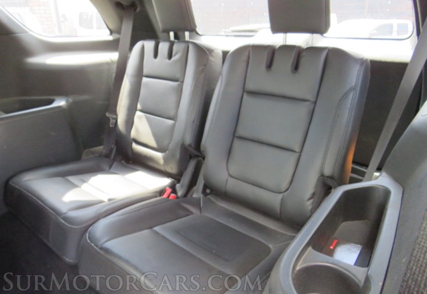 2019 Ford Explorer - Image 28