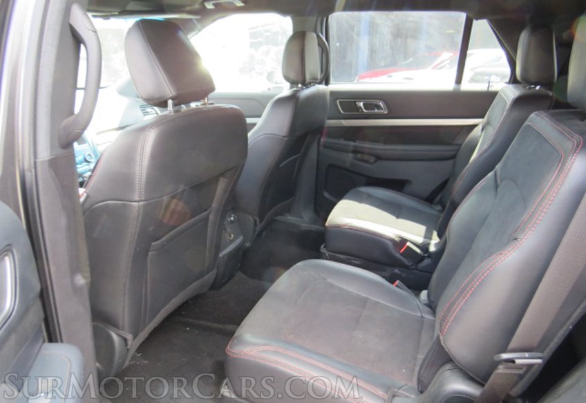 2019 Ford Explorer - Image 31