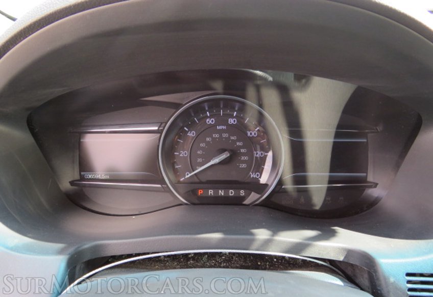 2019 Ford Explorer - Image 39