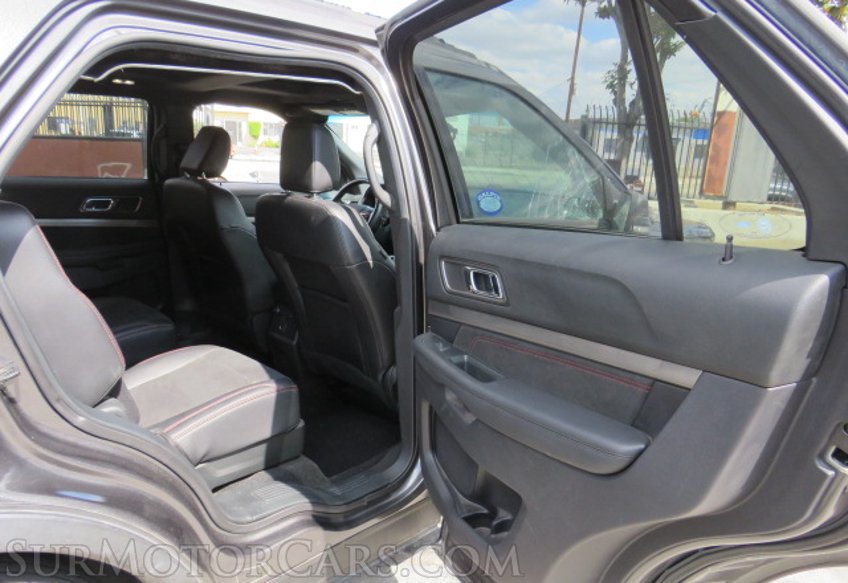 2019 Ford Explorer - Image 22