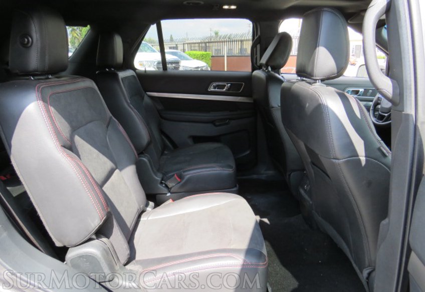 2019 Ford Explorer - Image 19