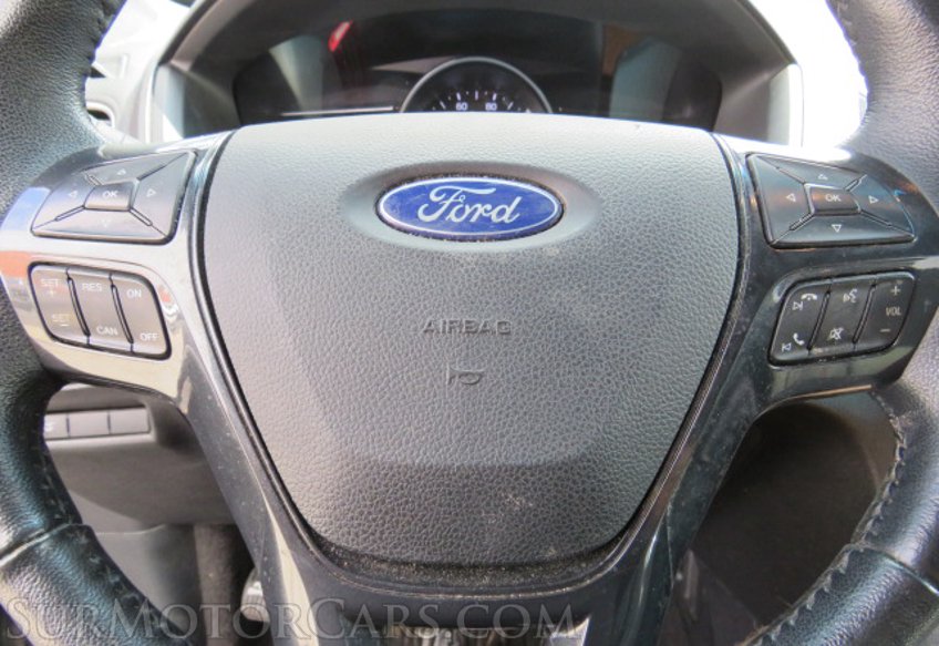 2019 Ford Explorer - Image 36