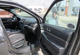 2019 Ford Explorer - Image 18