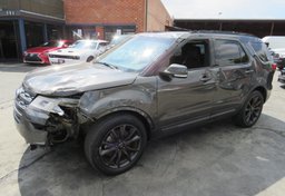 2019 Ford Explorer - Image 2