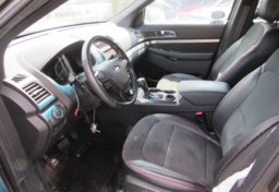 2019 Ford Explorer - Image 32