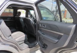 2019 Ford Explorer - Image 22