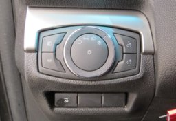 2019 Ford Explorer - Image 35