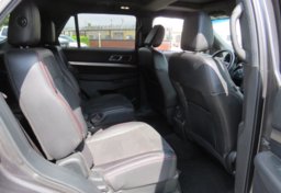 2019 Ford Explorer - Image 21