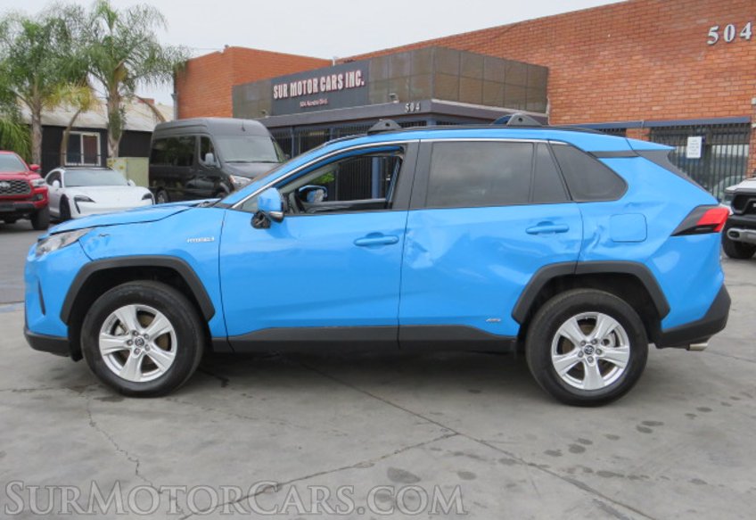 2020 Toyota RAV4 - Image 5