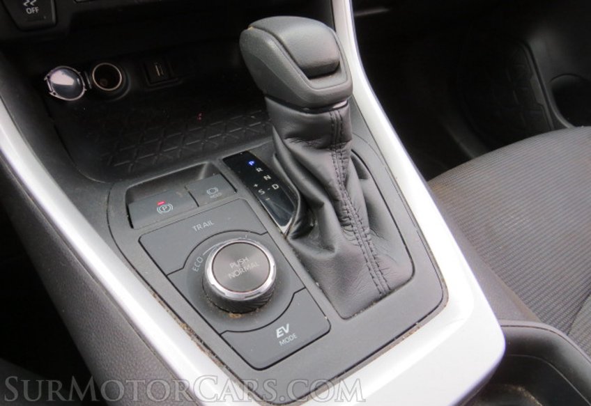 2020 Toyota RAV4 - Image 38