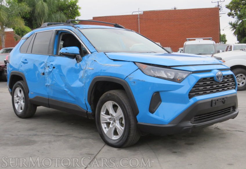 2020 Toyota RAV4 - Image 4