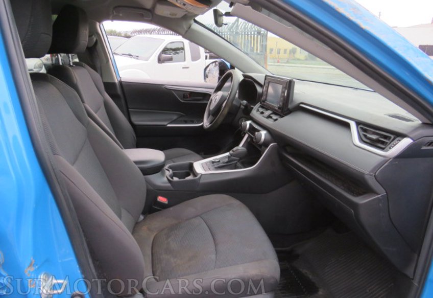 2020 Toyota RAV4 - Image 26