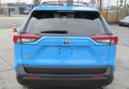 2020 Toyota RAV4 - Image 12