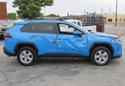 2020 Toyota RAV4 - Image 6