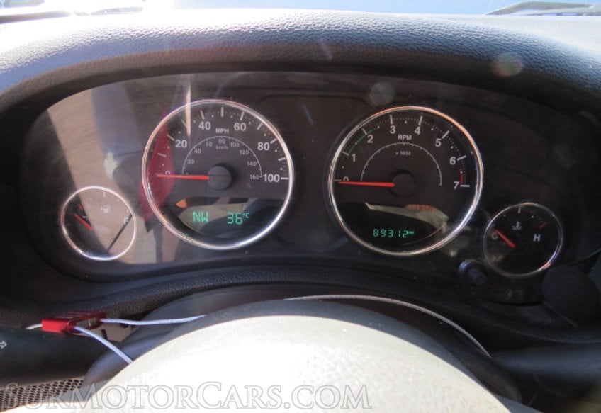 2015 Jeep Wrangler Unlimited - Image 30