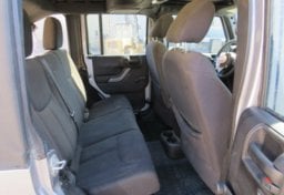 2015 Jeep Wrangler Unlimited - Image 28