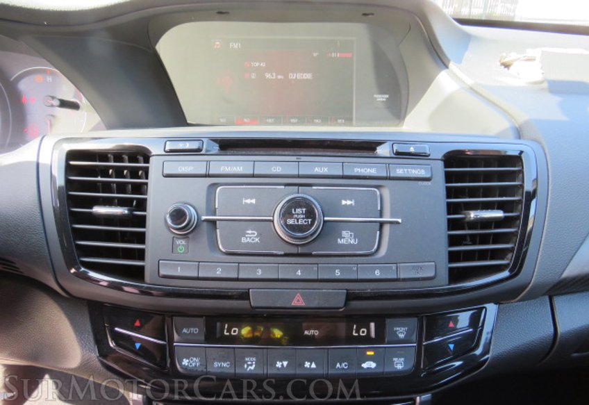 2017 Honda Accord Sedan - Image 32