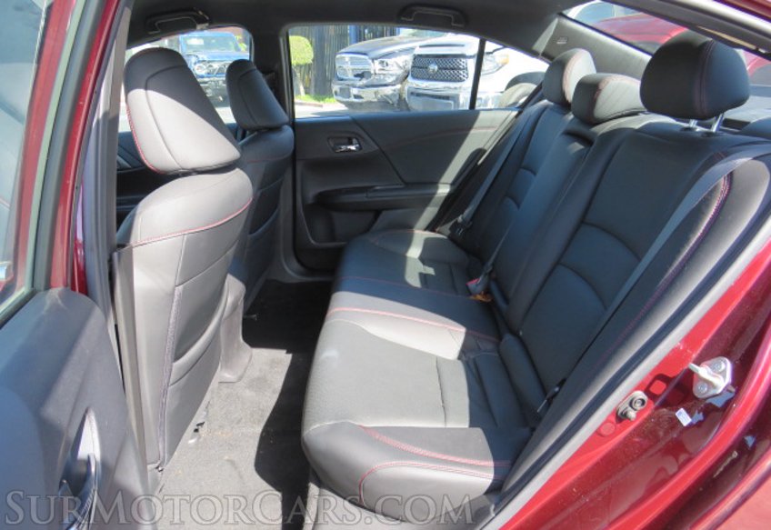 2017 Honda Accord Sedan - Image 18