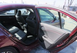 2017 Honda Accord Sedan - Image 27