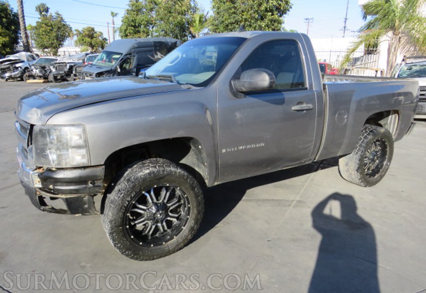 2009 Chevrolet Silverado 1500 - Image 2