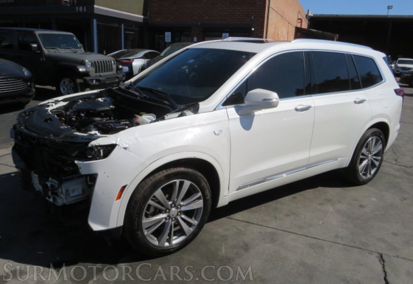 2020 Cadillac XT6 - Image 2