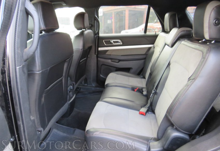 2017 Ford Explorer - Image 30