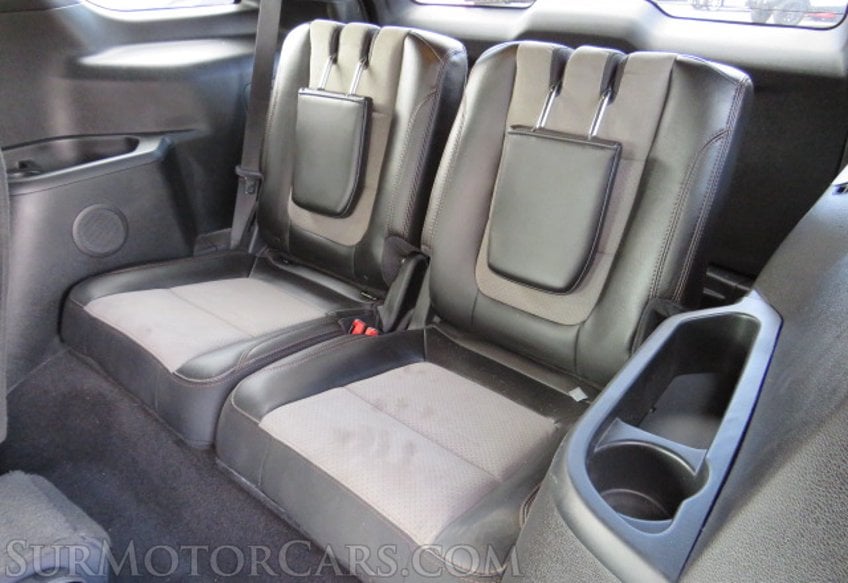 2017 Ford Explorer - Image 32
