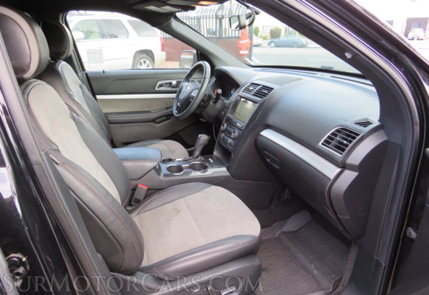 2017 Ford Explorer - Image 27