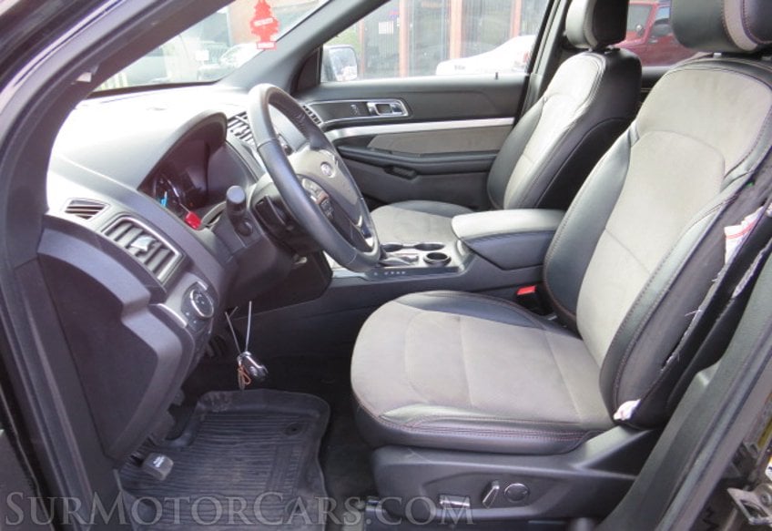 2017 Ford Explorer - Image 26
