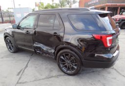 2017 Ford Explorer - Image 6