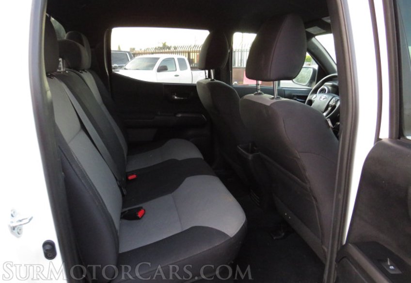 2021 Toyota Tacoma 4WD - Image 34