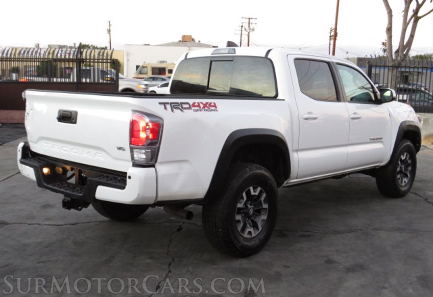 2021 Toyota Tacoma 4WD - Image 9