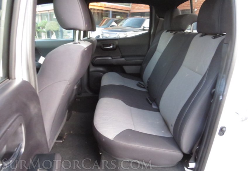 2021 Toyota Tacoma 4WD - Image 33