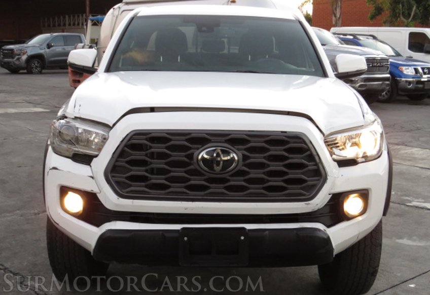 2021 Toyota Tacoma 4WD - Image 12