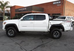 2021 Toyota Tacoma 4WD - Image 6