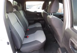 2021 Toyota Tacoma 4WD - Image 32