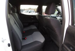 2021 Toyota Tacoma 4WD - Image 34