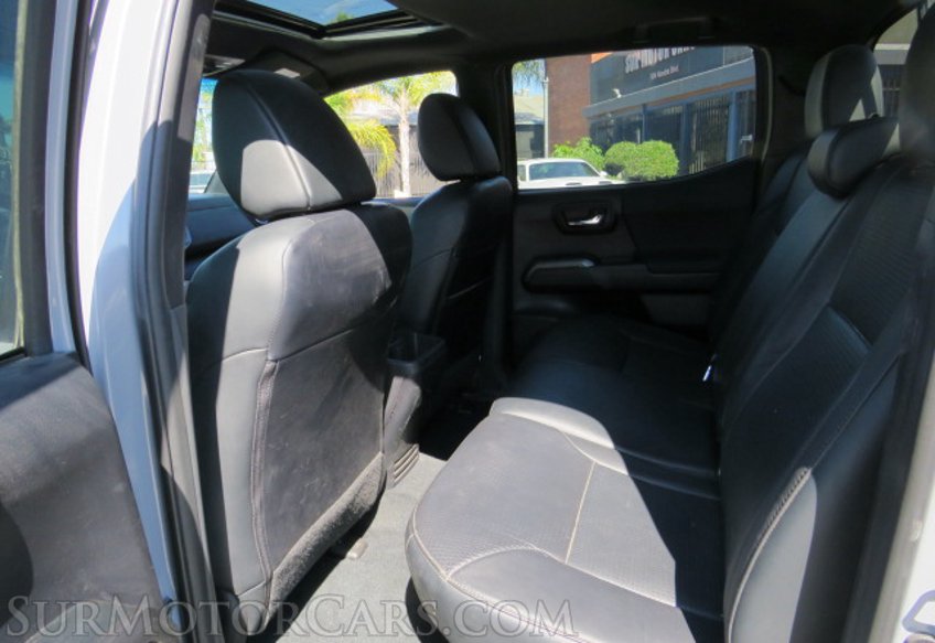 2020 Toyota Tacoma 4WD - Image 23