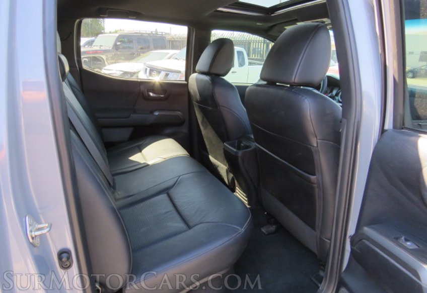 2020 Toyota Tacoma 4WD - Image 20